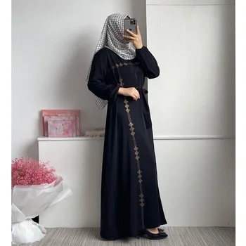2023 Новое мусульманское Элегантное модное однотонное платье с круглым вырезом и длинным рукавом, женское арабское платье с бриллиантами в Дубае, облегающее платье с поясом